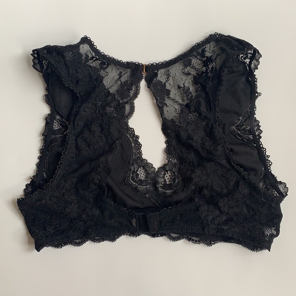 VS Black Velvet Lace Bralette & thong set (NWOT) - Picture 6 of 12